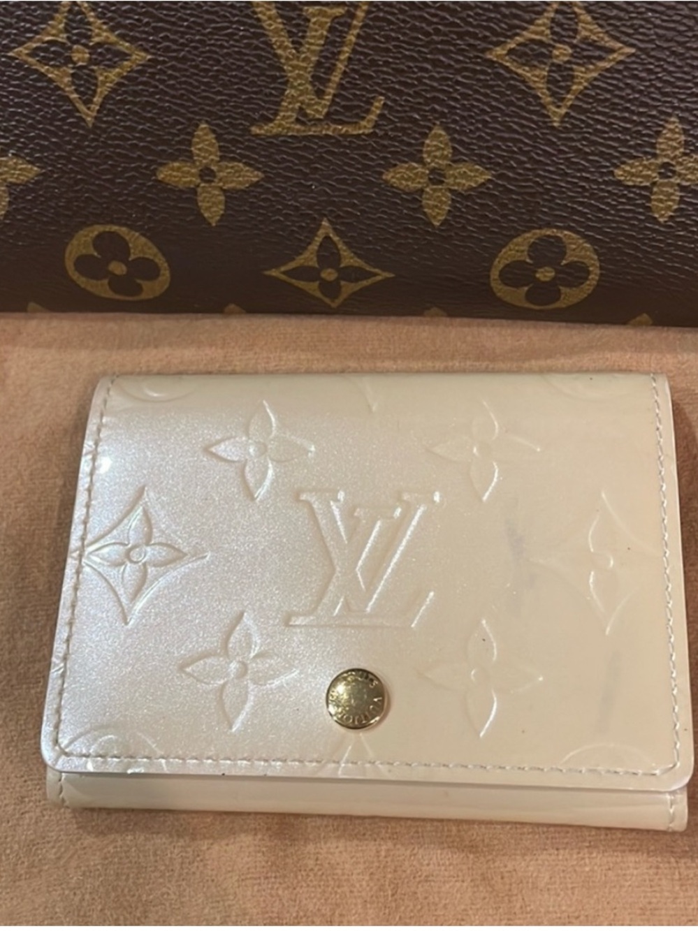 Louis Vuitton Cream Vernis Monogram Compact Wallet with Gold Hardware